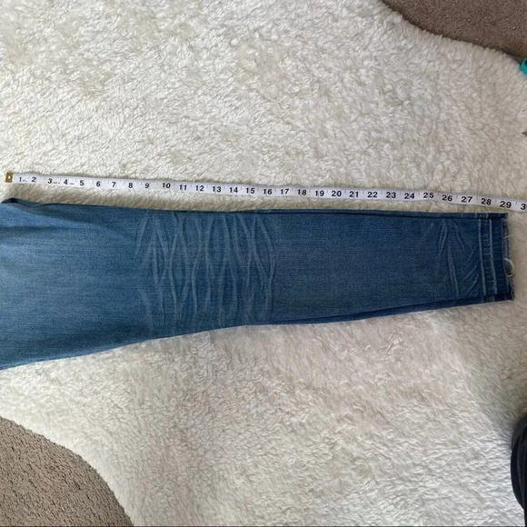 MADEWELL 9” High-Rise Skinny Jeans: Torn-Knee Edition Size 28 - Picture 7 of 11